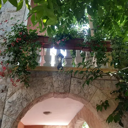 Maria Apartment *